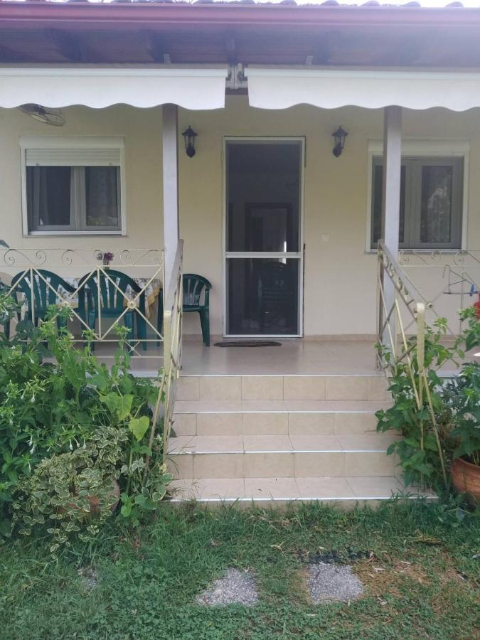 Ioannis Seaside Villa 乐托卡亚 外观 照片